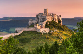 Odhaľte krásy Spiša počas vašej zimnej dovolenky. Čarovný región Slovenska čaká na vašu návštevu!